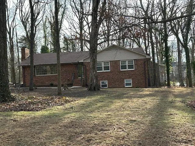103 Thornwood Rd — Photo 3