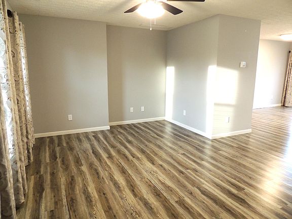 5th image of 209 Bellwood Ct