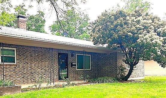 1st image of 501 W College St