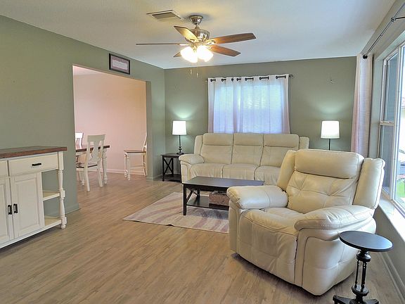 5th image of 2665 Driftwood Dr