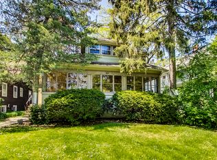 819 Park Ave, Wilmette, IL