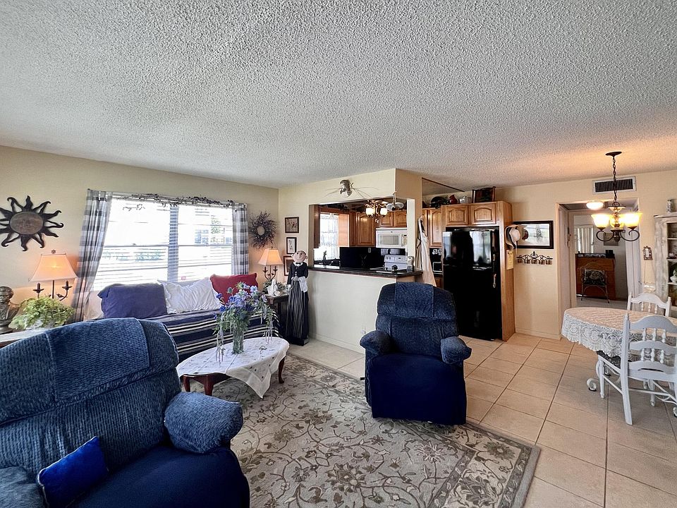 1st image of 227 Camden J