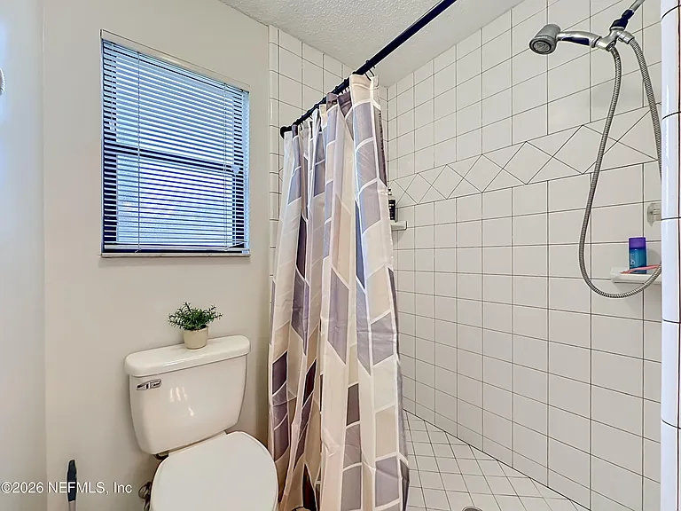 341 Hickory Hollow Dr N — Photo 23