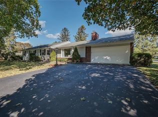 301 Fayette Dr, Fayetteville, NY 13066