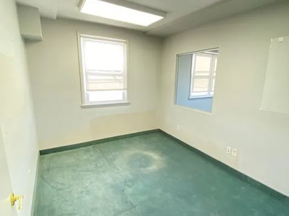 7400 Bergenline Avenue image 17 of 28