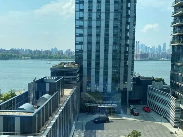 1 North Pier, Brooklyn, NY 11249