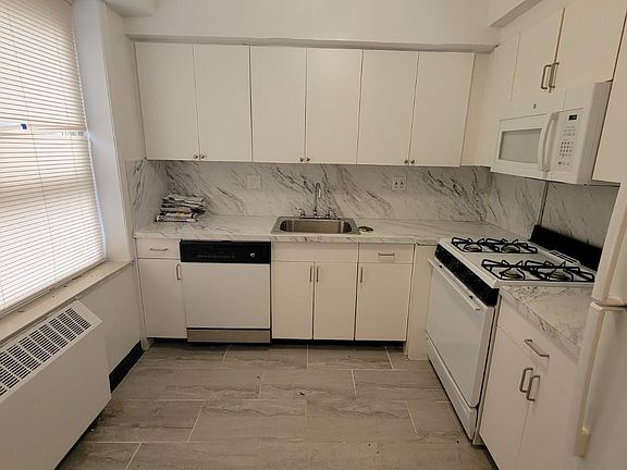 4th image of 6451 186th Ln
