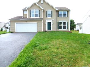 4 Hummingbird Way, West Henrietta, NY 14586