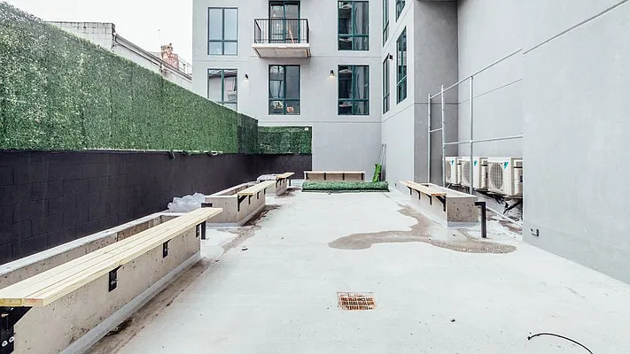 Rented by Nooklyn NYC LLC | media 45