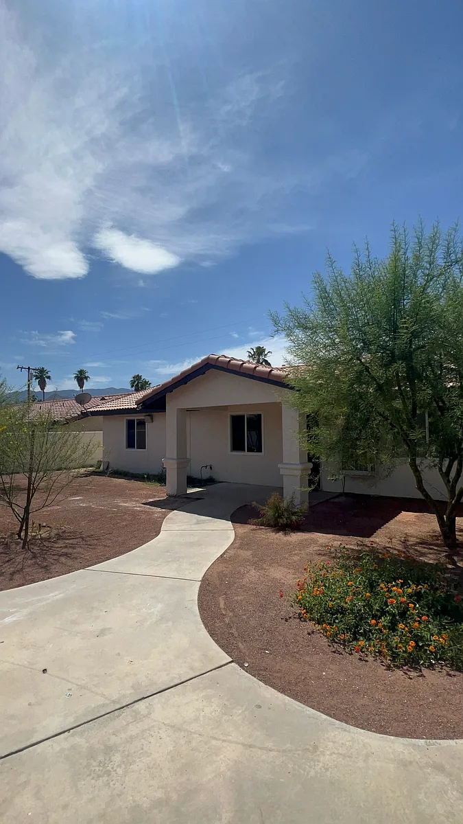 Building Photo - 32375 Pueblo Trl