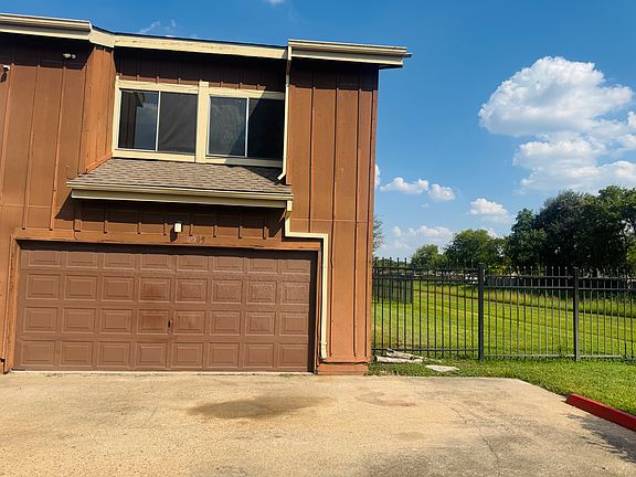 2nd image of 12509 Newbrook Dr #331