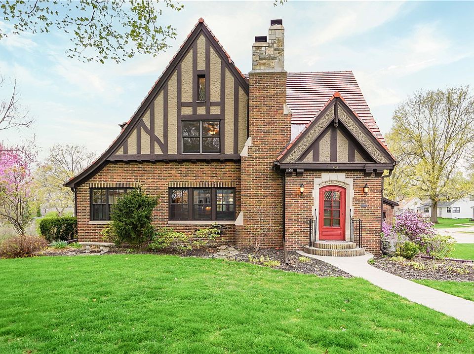 703 W 9th St S, Newton, IA 50208 Zillow