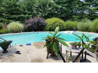 2515 Woodlark Cir, Gilbertsville, PA
