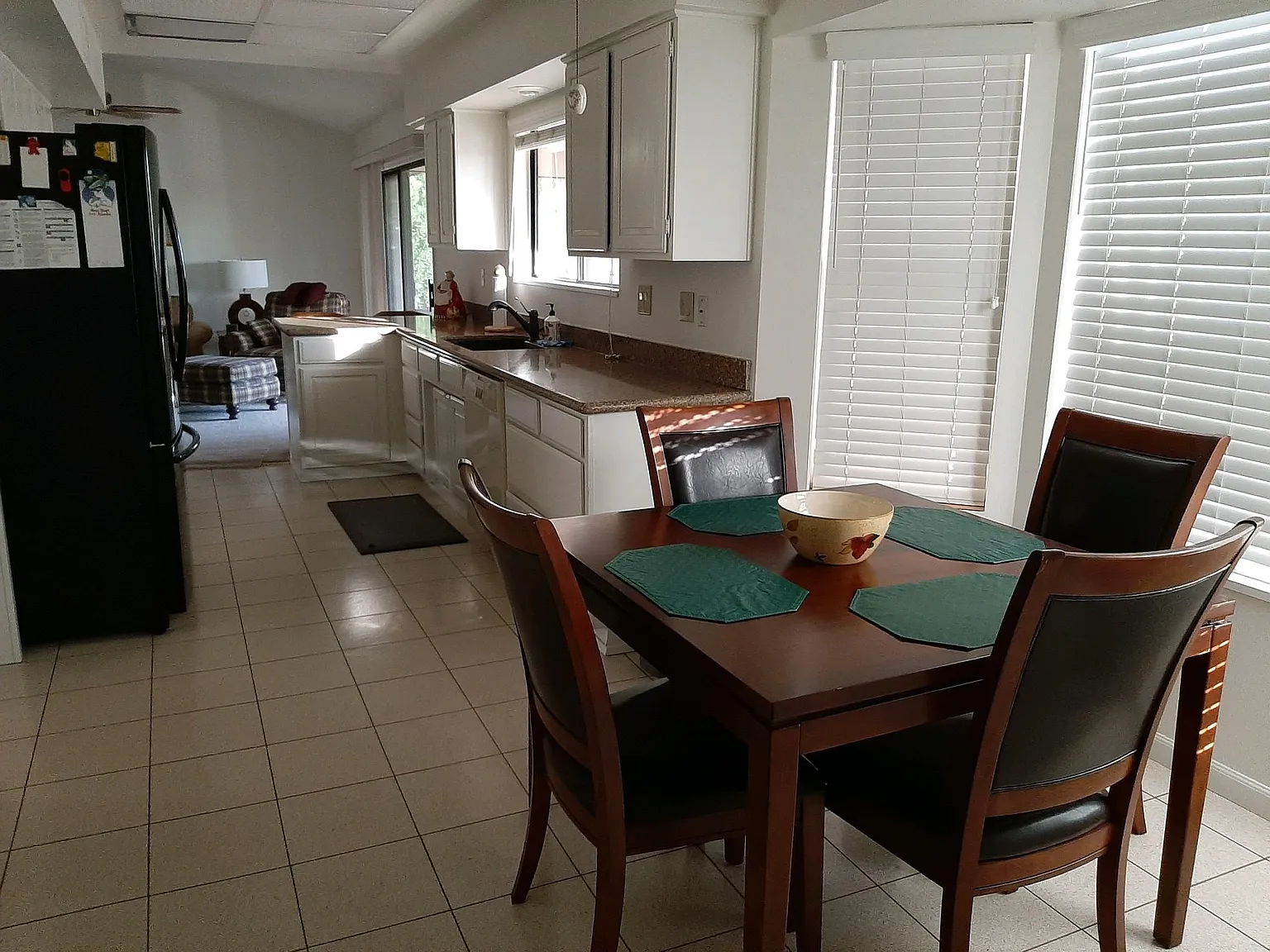 12635 W Foxfire Dr — Photo 2