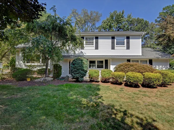 1 Morris Court, Morganville, NJ 07751