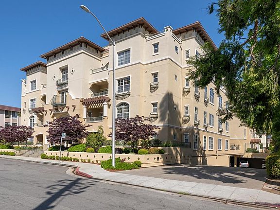 2nd image of 111 Saint Matthews Ave APT 205