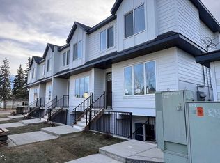 8304 W 47th Ave NW #C, Calgary, AB T3B 1Z7