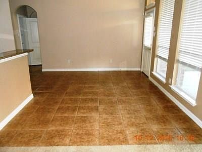 4th image of 7016 San Fernando Dr