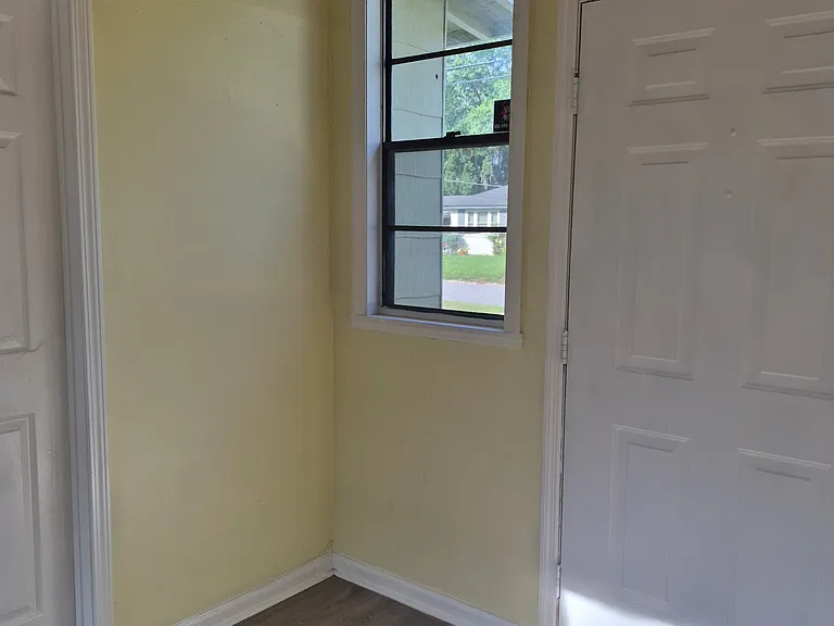 2552 Treemont St — Photo 17