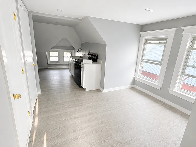 899 S 19th St #3 — Photo 3