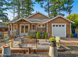 9150 Windward Ln, Manzanita, OR 97130