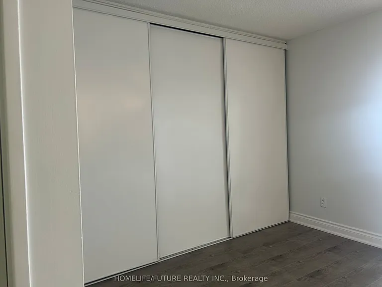 2550 Lawrence Ave E #2209 — Photo 4