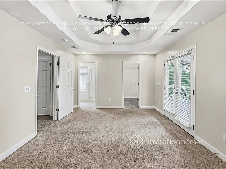 712 Connally St SE — Photo 13