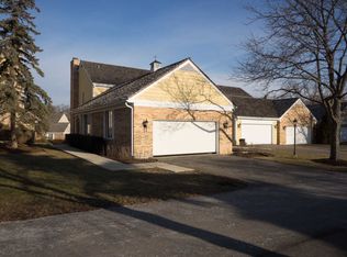 1378 Shire Cir #23, Inverness, IL 60067