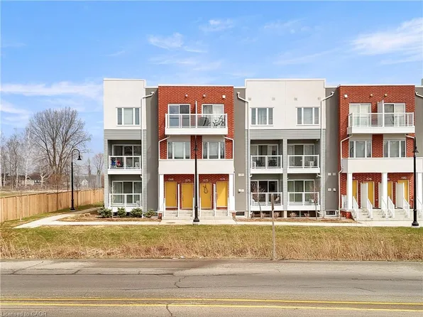 1574 Fischer Hallman Rd, Kitchener, ON N2R 0R7