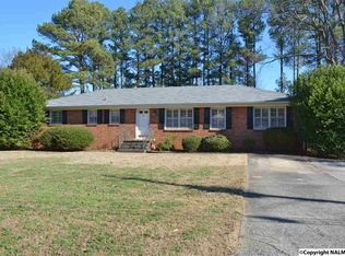 7701 Cadillac Dr SE, Huntsville, AL 35802