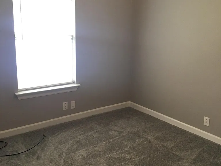 2741 Fleet Dr — Photo 12