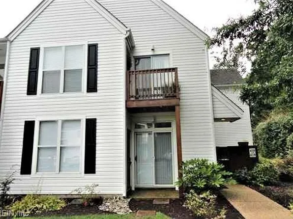 418 Persimmon Dr, Yorktown, VA 23693