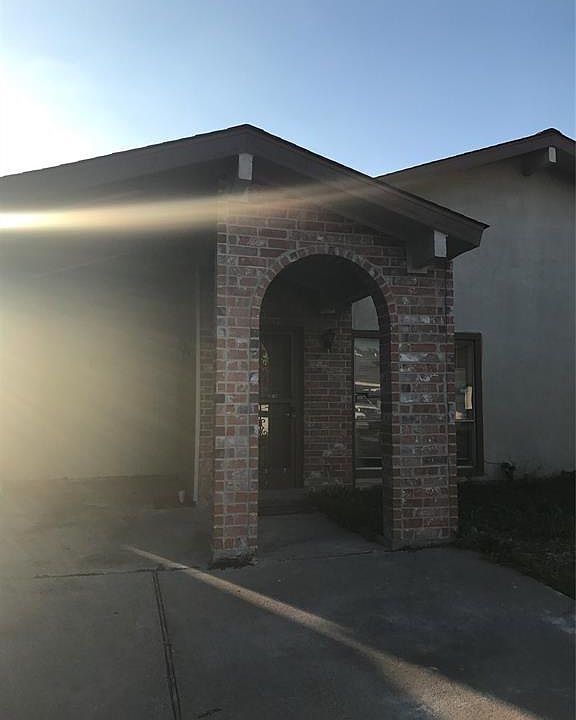 1st image of 7824 Black Fin Ln