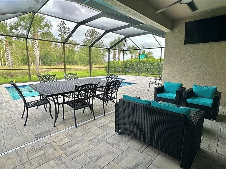 19347 Elston Way — Photo 16