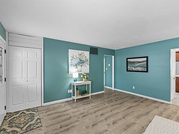 5th image of 2509 Gallahadion Ct