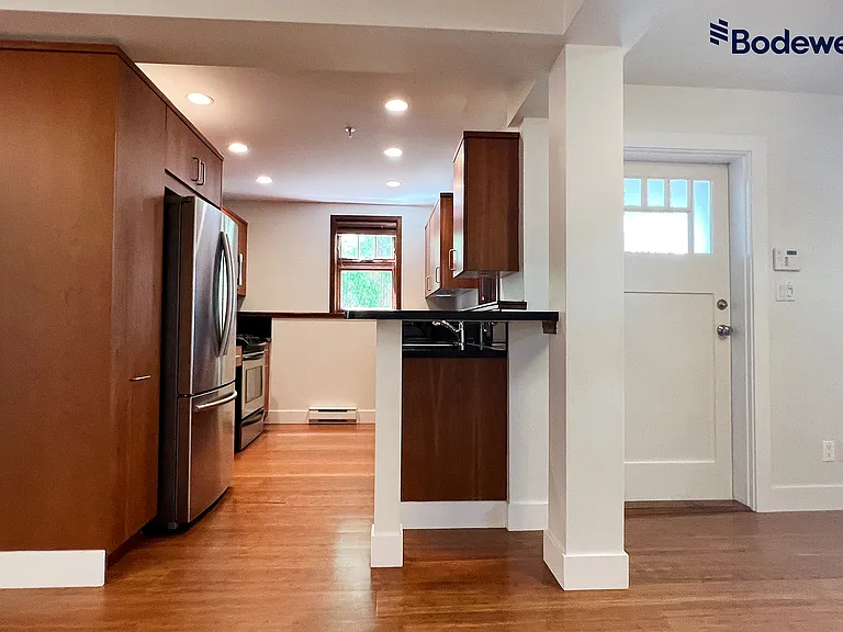 2507 W 8th Ave — Photo 5