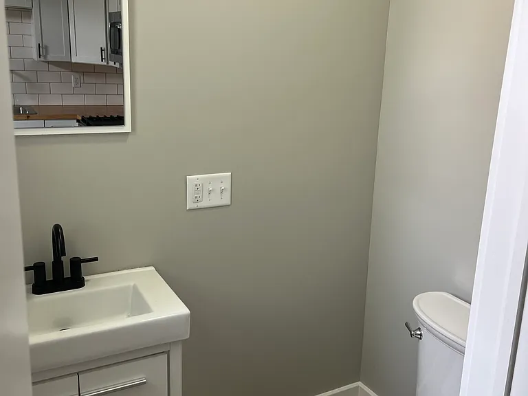 915 Garden St #915 — Photo 26