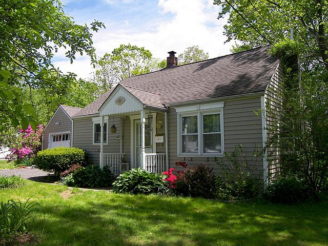 1st image of 11 Clinton Ave