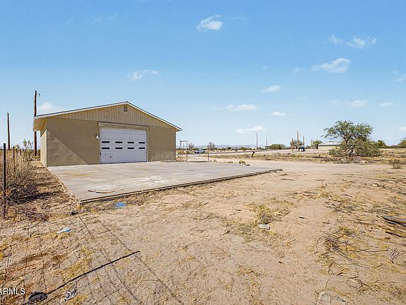 4th image of 20221 E MAYFIELD Road