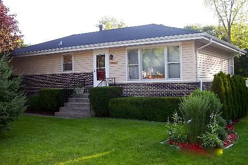 11550 S Nashville Ave photo 1
