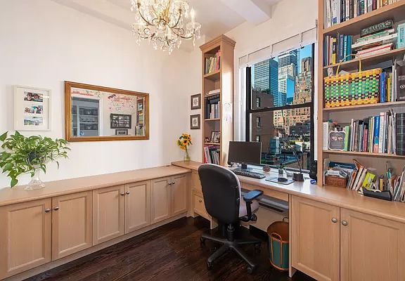 4th image of 264 Lexington Ave APT 8C