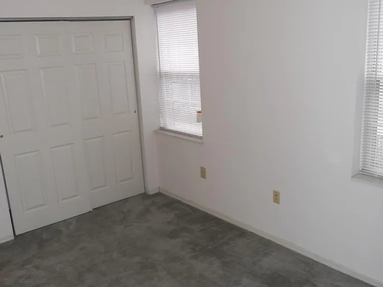 812 S 3rd St #3 — Photo 16