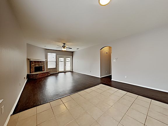 4th image of 608 Bushdale Dr