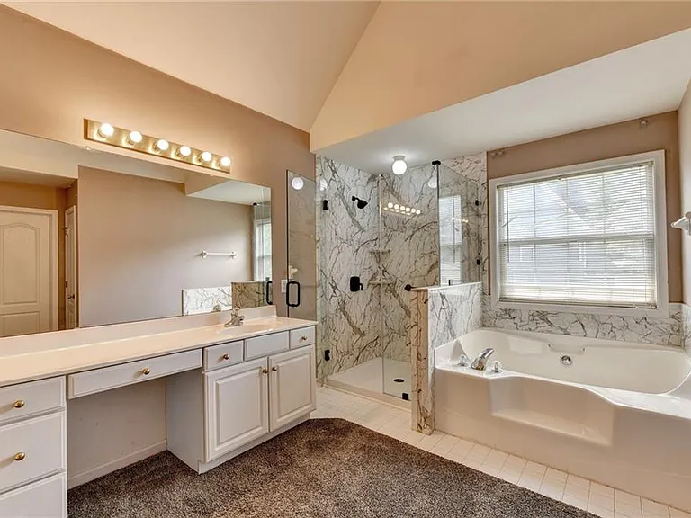 2899 Savannah Walk Ln — Photo 21