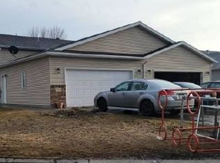 3364 10th St S, Moorhead, MN 56560