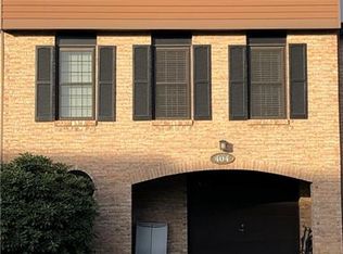404 Maywood Dr, Bethel Park, PA