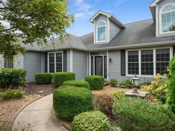 1374 Lakeway Dr, Defiance, MO 63341