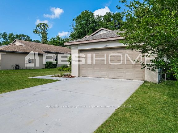 3rd image of 13411 Meadow Golf Ave