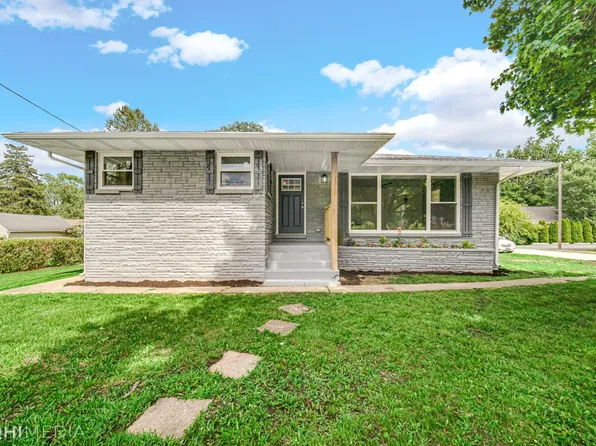 1317 S Lake Park Ave, Hobart, IN 46342