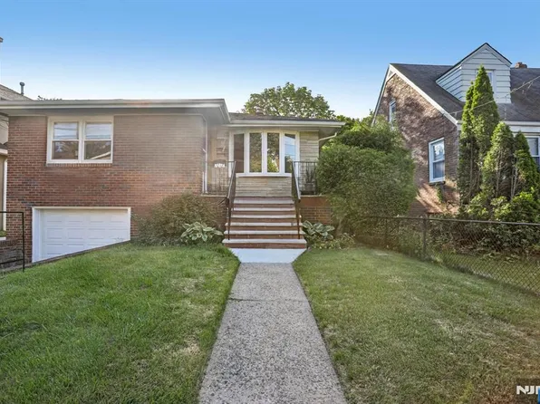 1018 Inwood Ter, Fort Lee, NJ 07024